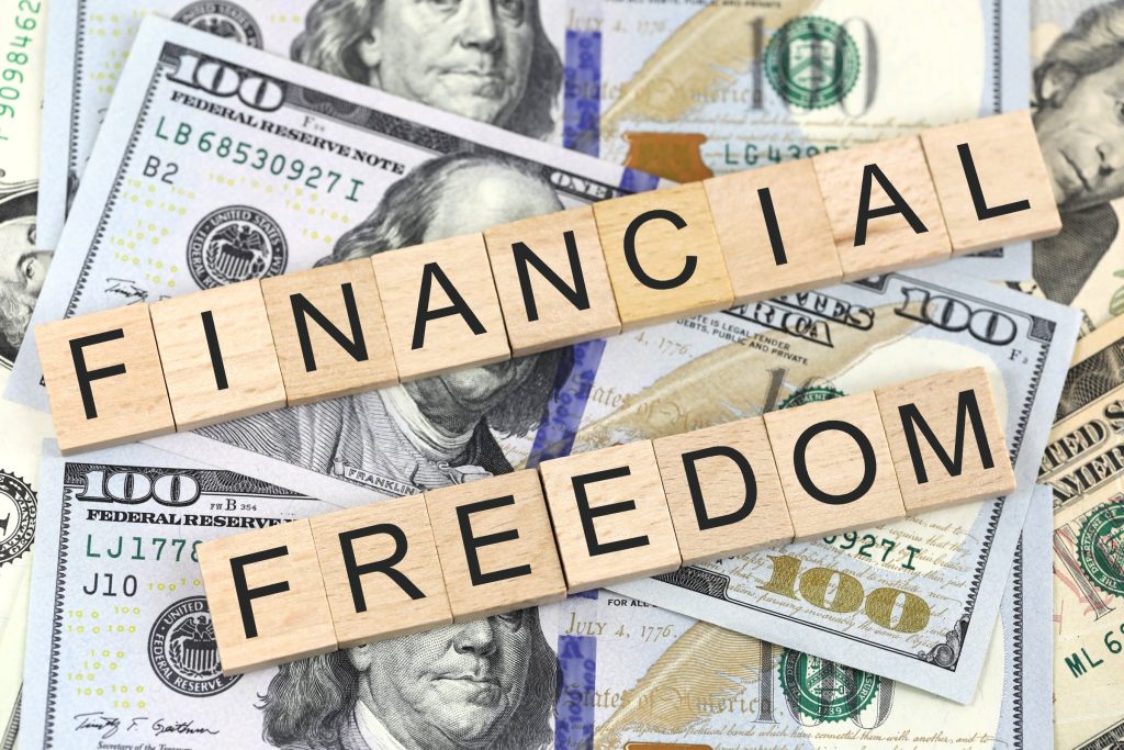 Take control of your finances and achieve financial freedom with these 5 simple steps. From setting goals and creating a budget to reducing debt and increasing savings, our guide will help you live a stress-free life